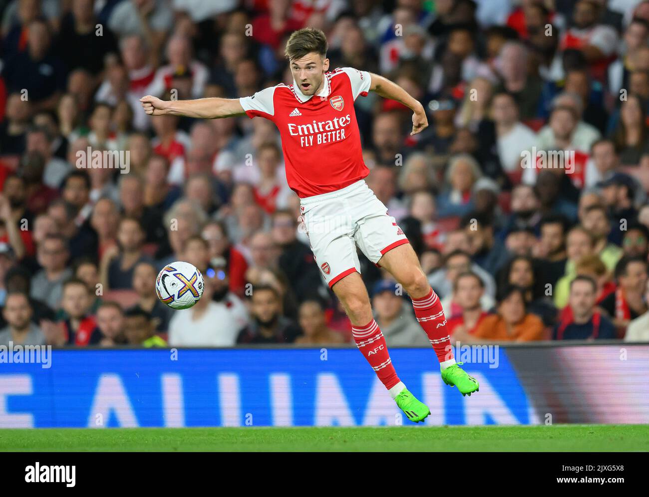 31 Aug 2022 - Arsenal gegen Aston Villa - Premier League - Emirates Stadium Kieran Tierney von Arsenal während des Spiels im Emirates Stadium. Picture : Mark Pain / Alamy Stockfoto