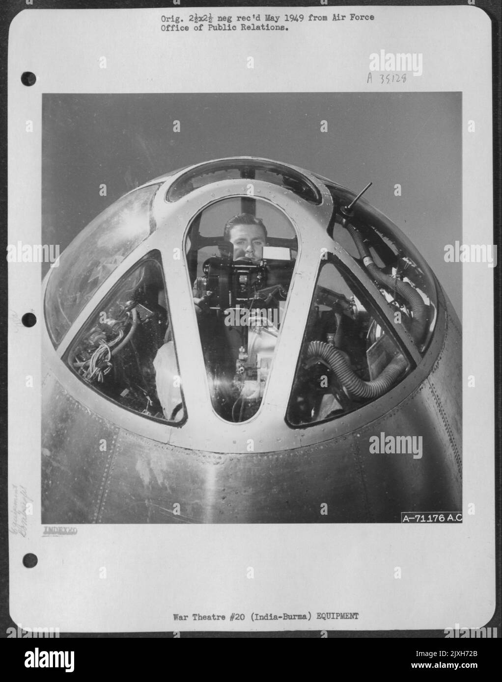 Norden Bomb Visier installiert in Einer Boeing B-29 'Superfortress' an Einer Basis irgendwo im India Burma Theatre of Operations. Stockfoto