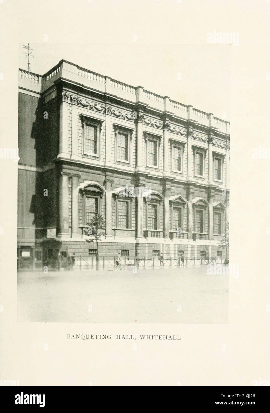 Bankettsaal, Whitehall aus dem Buch "an Historical Guide to London" von Taylor, George Robert Stirling Erscheinungsdatum 1911 Herausgeber/Verlag London : J. M. Dent & Sons, ltd.; New York, E. P. Dutton & co. Stockfoto