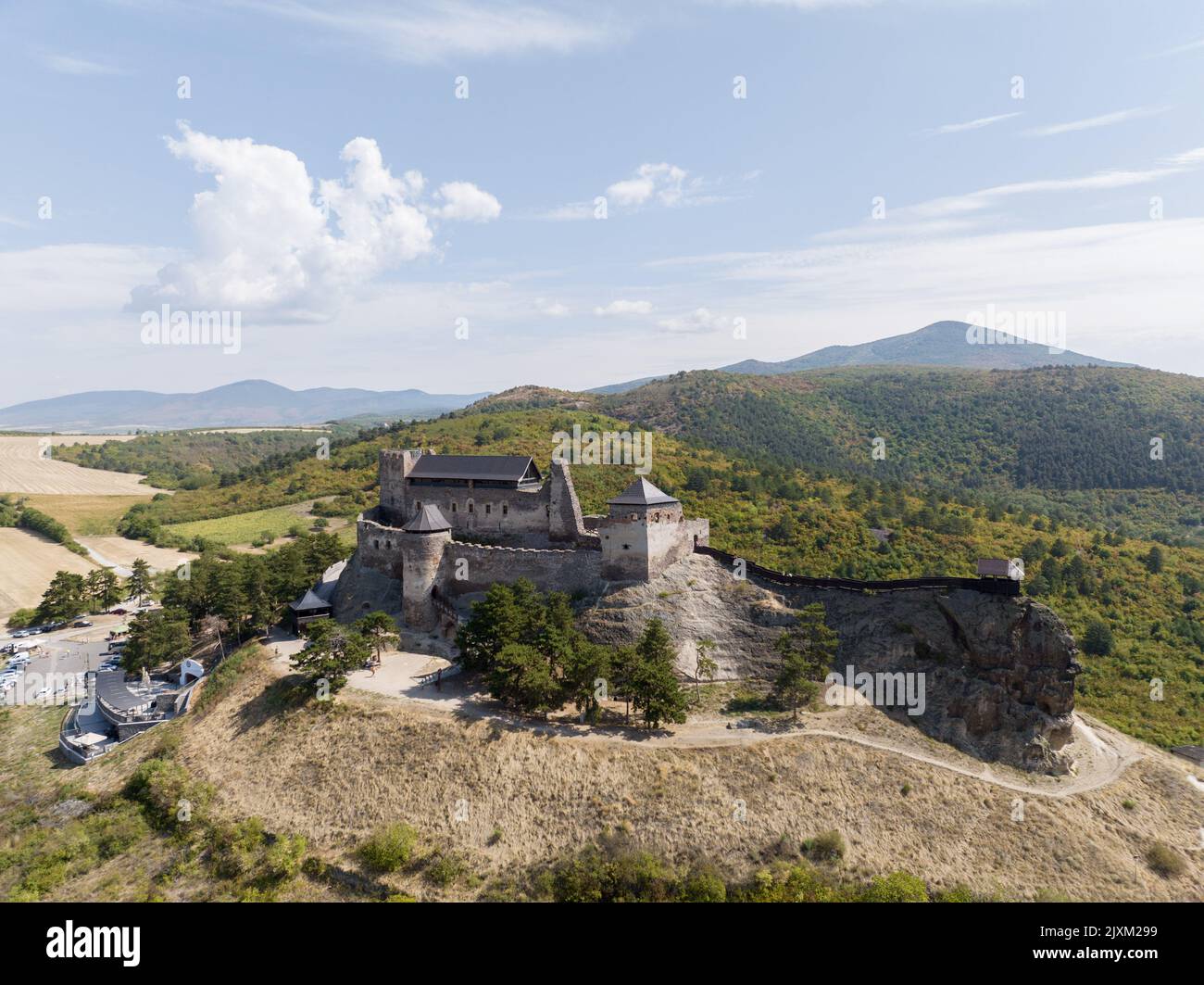 Luftaufnahme der Burg Boldogko in Ungarn Stockfoto