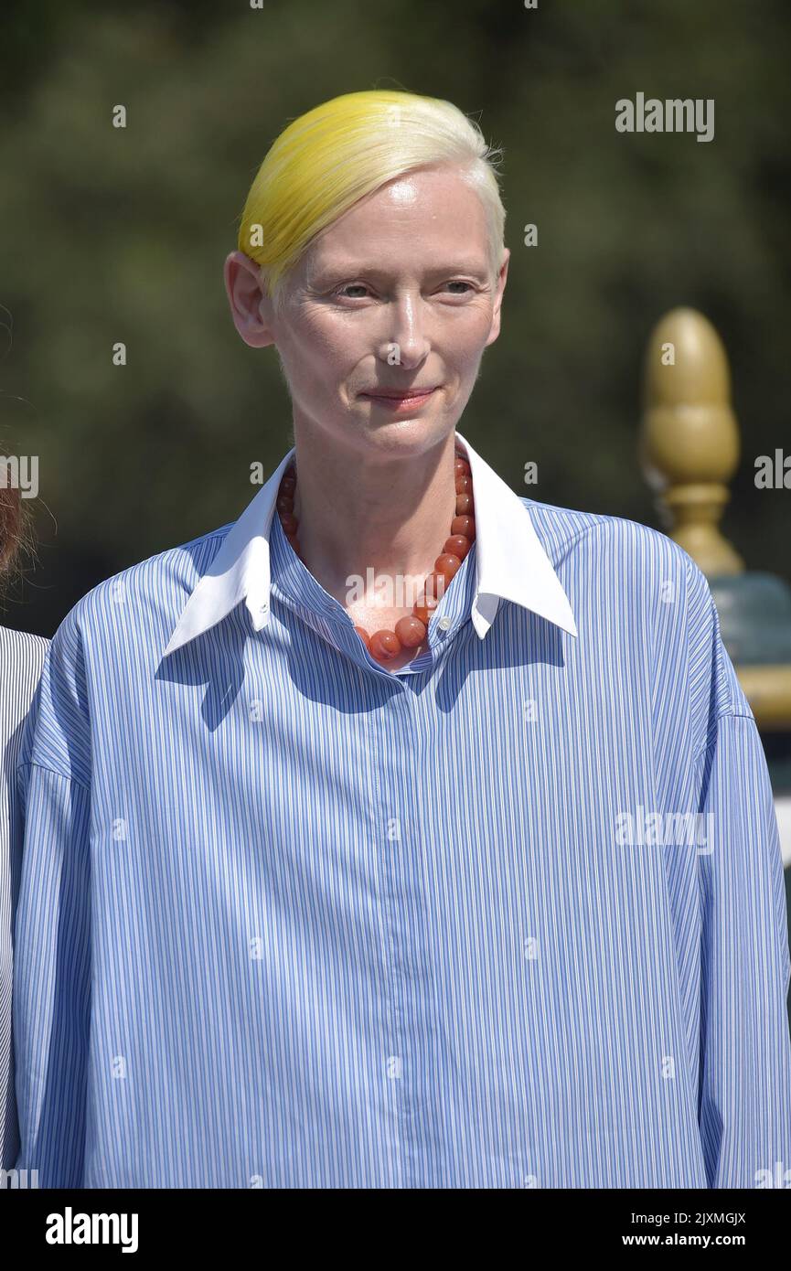 Venedig, Italien. 06. September 2022. VENEDIG, ITALIEN - 06. SEPTEMBER: Tilda Swinton wird während der Internationalen Filmfestspiele Venedig 79. am 06. September 2022 in Venedig, Italien, zu sehen sein. Kredit: dpa/Alamy Live Nachrichten Stockfoto