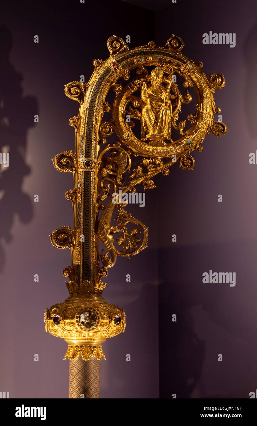 Sogenannter Bonifatius-Stab von Bischof Kettler, August Witte, 1875, Schatzamt des Mainzer Doms, Deutschland Stockfoto