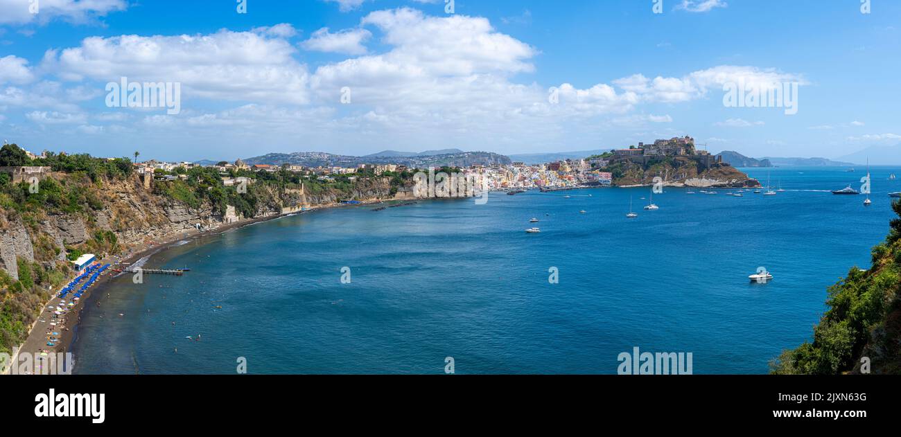 Panoramablick auf die Insel Procida, Neapel, Italien, Europa. Stockfoto
