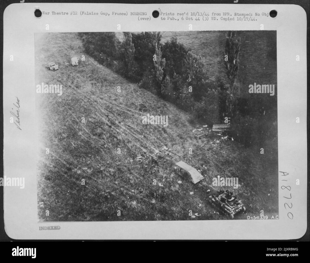 FRANKREICH-Kampfaktivitäten im Kampf um Falaise Gap am 20. August 44, als Argentan von den Briten, Falaise von den Kanadiern und Trun von den Polen eingenommen wurde. Bild zeigt Zerstörung durch Luftunterstützung der 2D und 9. Tactical Air Forces und Stockfoto