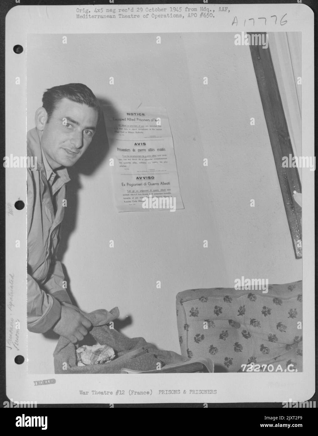 Während Des Zweiten Weltkriegs Wurden Viele Alliierte Luftwaffe, Die Gezwungen Wurden Oder Aus Deutschen Gefängnissen In Frankreich Flohen, Vom Französischen Marquis In Sicherheit Gebracht. Die Entkommenen Würden Durch Die Hände Des Marquis, Französischer Bauern Und Scheinbar Unschuldiger Dorfbewohner Gehen Stockfoto