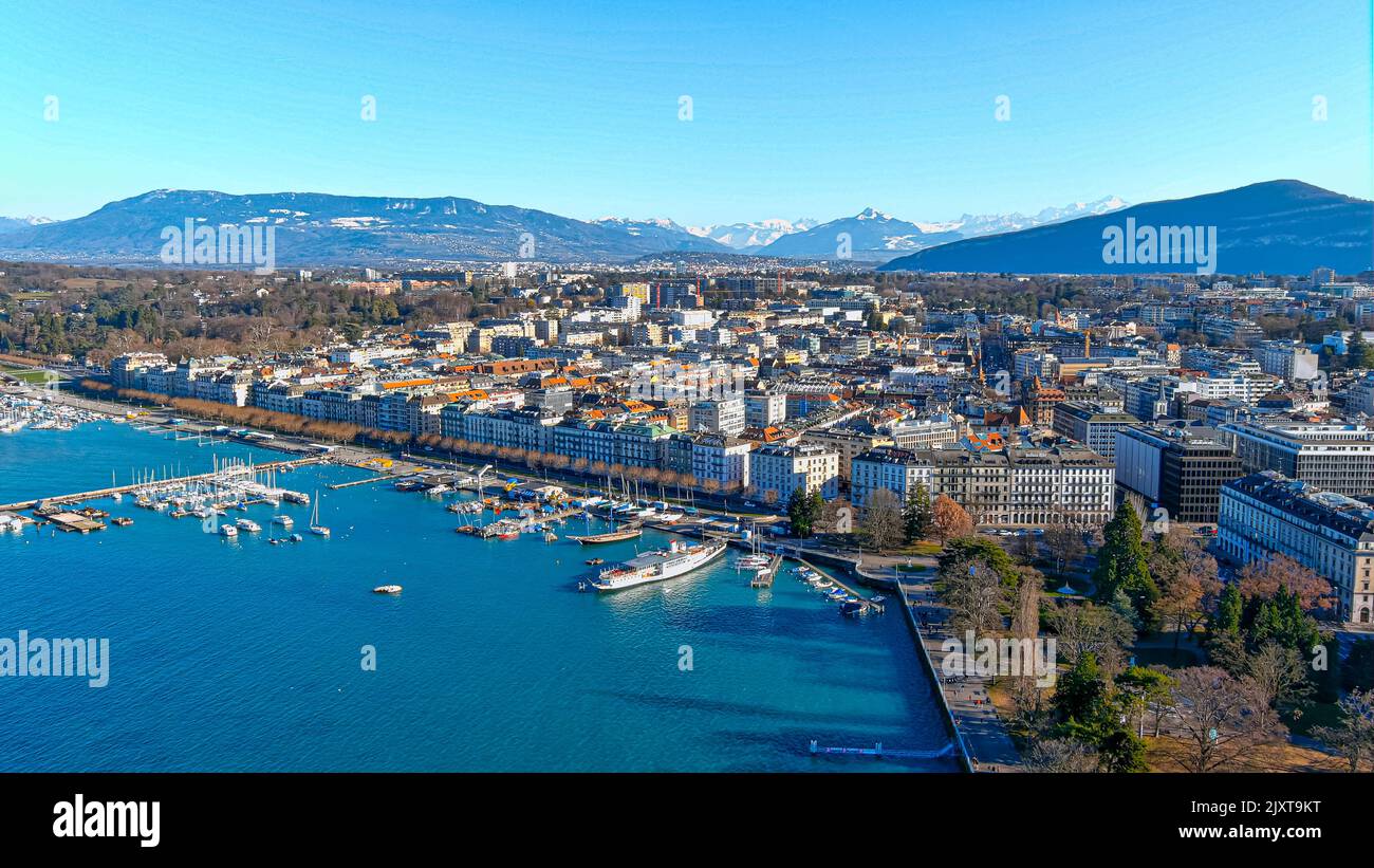Luftaufnahme des Leman-Sees und der Stadt Genf in der Schweiz. Die zweitbevölkerungsreichste Schweizer Stadt ist auch eines der wichtigsten internationalen Zentren der Welt Stockfoto