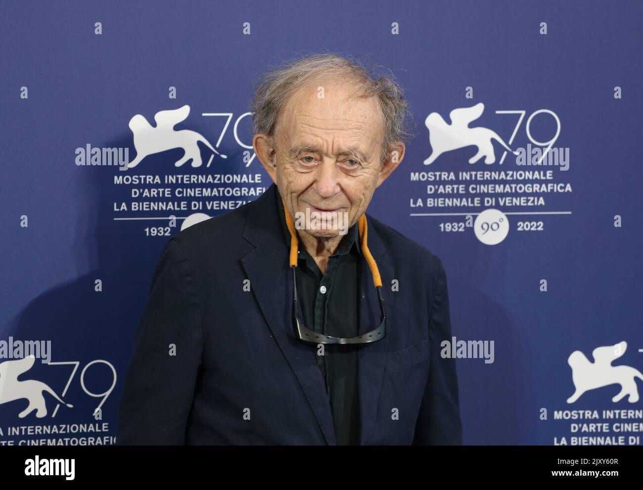Venedig, Italien, 2.. September 2022, Regisseur Frederick Wiseman bei der Fotozelle für den Film Ein Paar (UN-Paar) beim Filmfestival Venedig 79. in Italien. Quelle: Doreen Kennedy/Alamy Live News Stockfoto