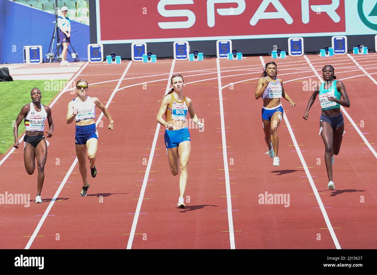 BOLINGO Cynthia aus Belgien , BROSSIER Amandine aus Frankreich , Bol Femke aus Nederland , YEARGIN Nicole aus Großbritannien und ADELEKE Rhasirat aus Irlande die 400 m der Frauen während der Leichtathletik-Europameisterschaften 2022 am 15. August 2022 in München, Deutschland - Foto Laurent Lairys / DPPI Stockfoto