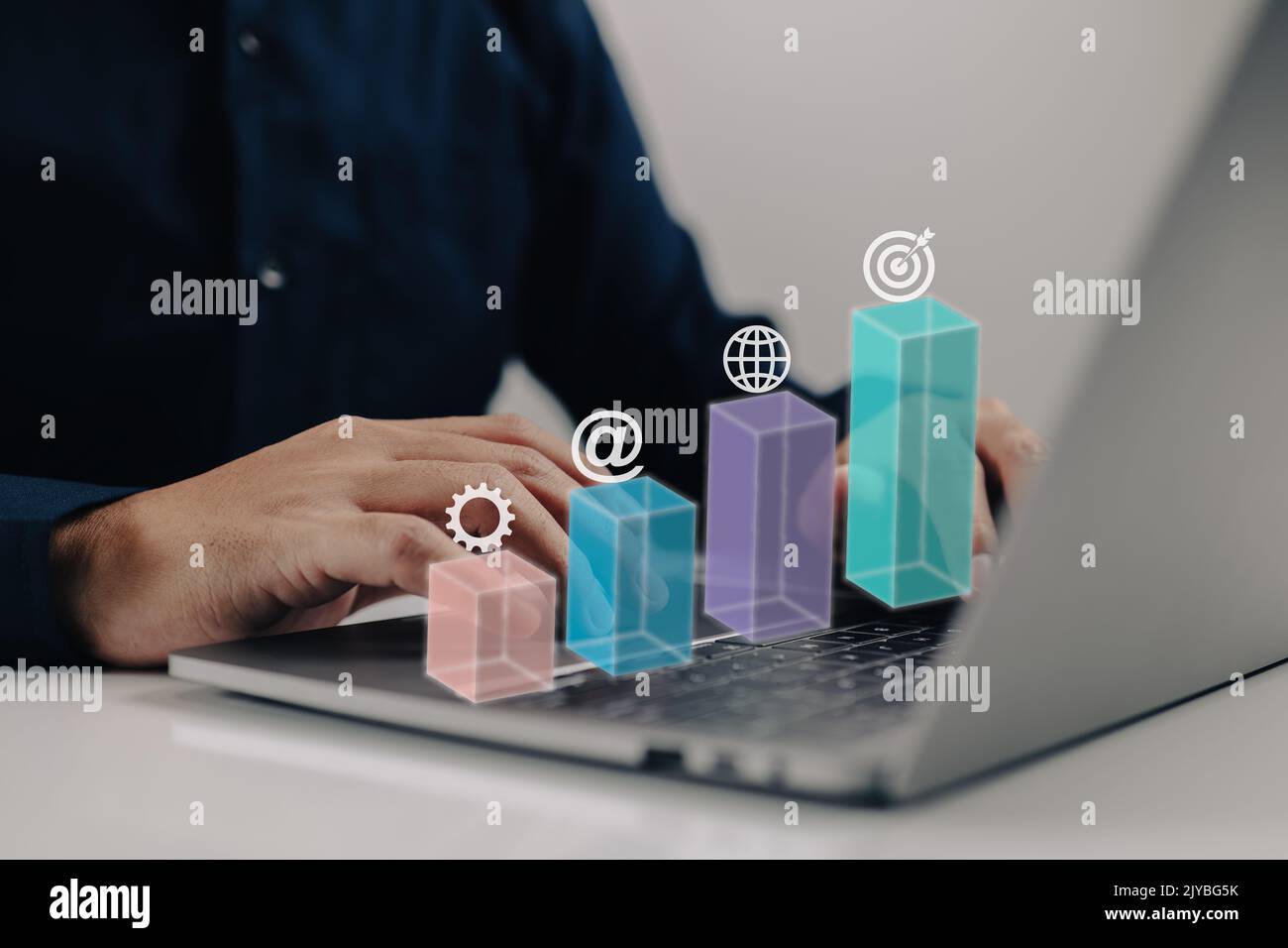 Statistiken zu Geschäftsdiagrammen. Erreichte Ziele. Lösung, Marketing, Zielsetzung und Unternehmensstrategie. Stockfoto