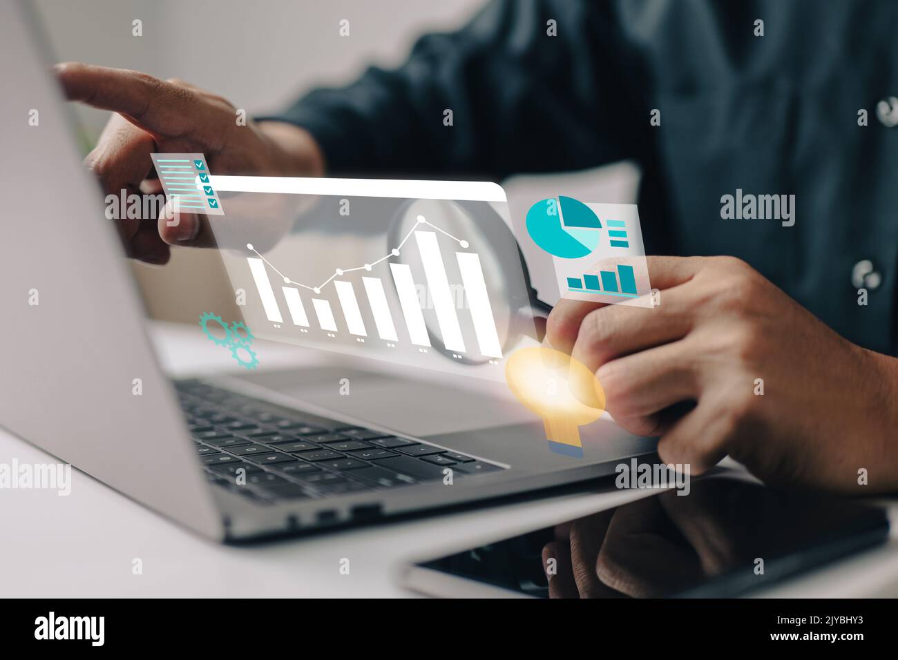 Unternehmensdatenanalyse, Management-Tools, Intelligenz, Erstellung von Unternehmensstrategien, datengesteuerte Entscheidungsfindung, Und abstrakte Metaphern sind alle Teil o Stockfoto
