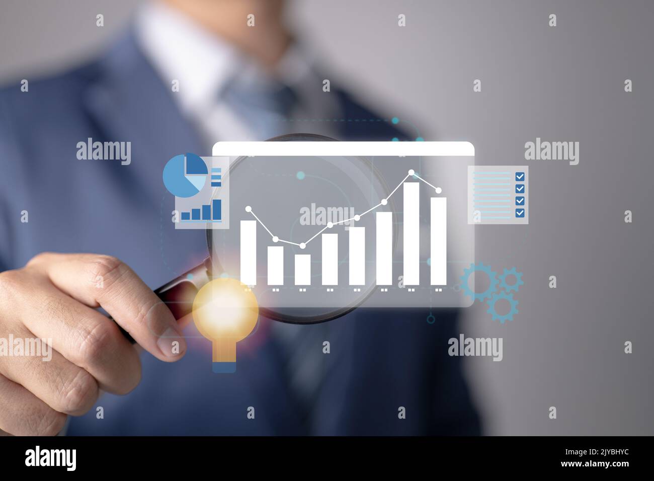 Business Intelligence ist Datenanalyse, Management-Tools, Intelligenz, Formulierung von Unternehmensstrategien und datengesteuerte Entscheidungsfindung. Stockfoto
