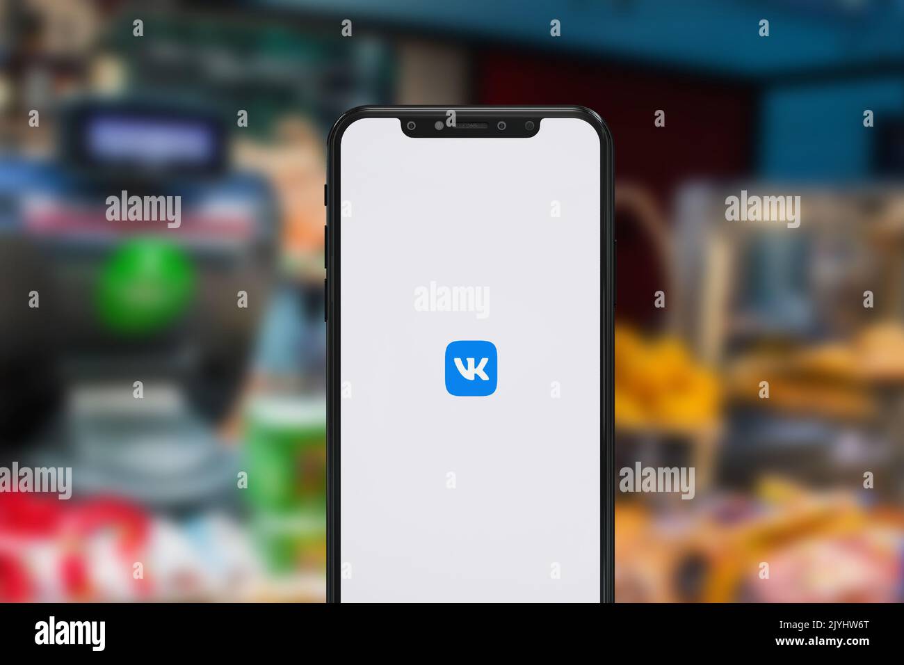 New York, USA - 1. September 2022: VK-App auf dem Telefonbildschirm, illustrative redaktionelle Verwendung Stockfoto