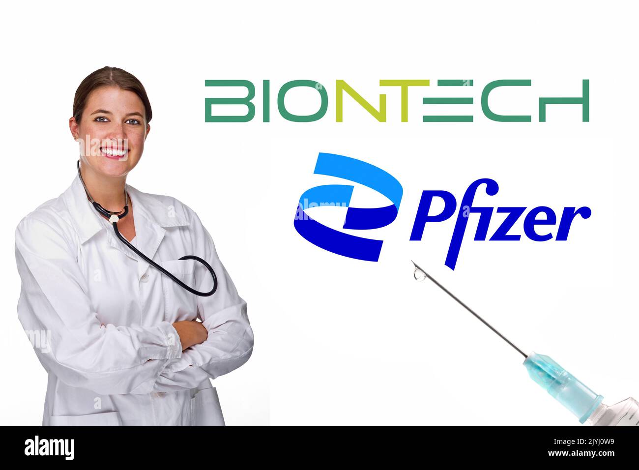 Ärztin mit Stethoskop und Logo von BioNTech und Pfizer, MR=Yes Stockfoto