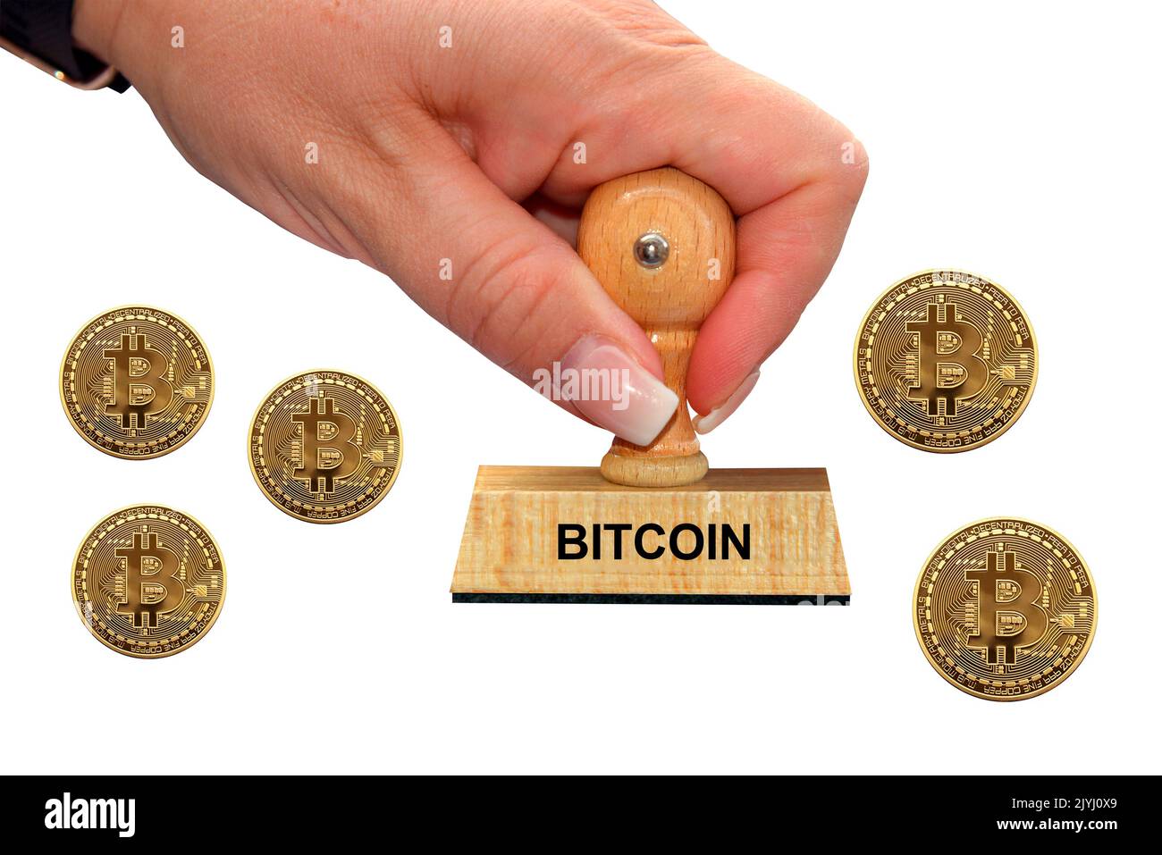 Frauenhand mit Briefmarkenbeschriftung Bitcoin, ausgeschnitten, Deutschland Stockfoto