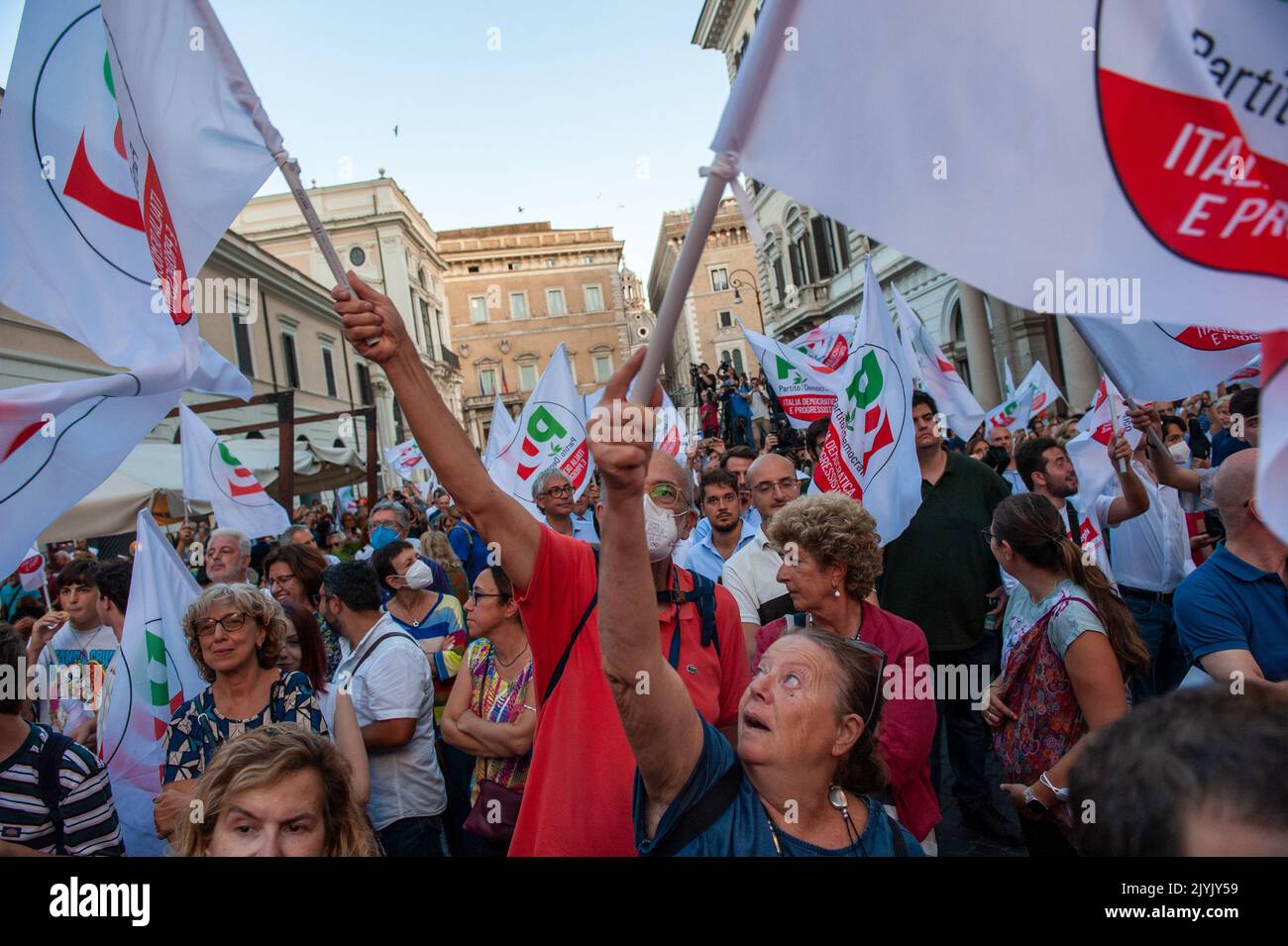 Rom, Italien 06/09/2022: Demokratische Partei eröffnet Wahlkampf, SS Apostoli Platz. © Andrea Sabbadini Stockfoto