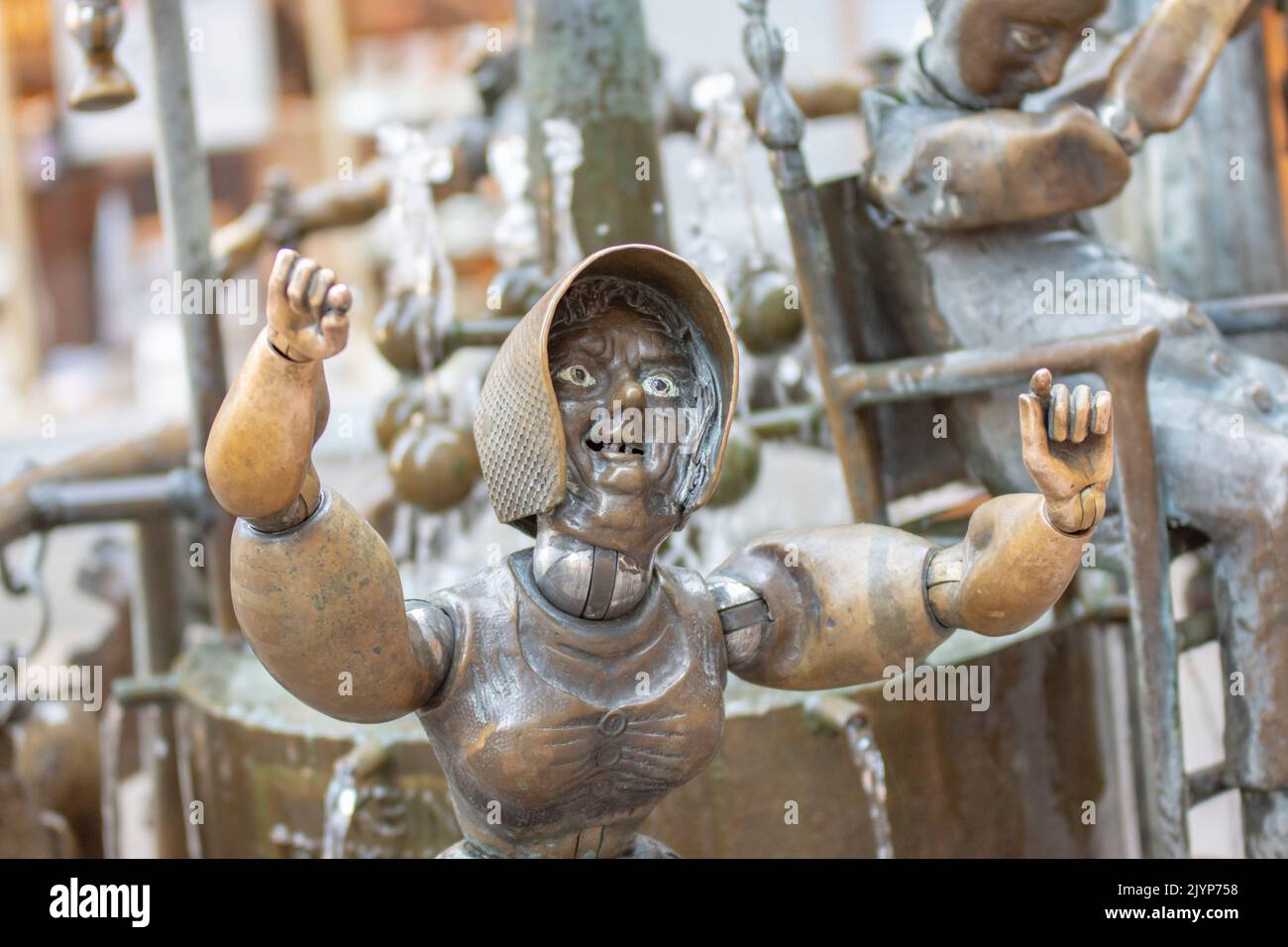 Aachen März 2021: Der Puppenbrunnen befindet sich in Aachen, Nordrhein-Westfalen, an der Krämerstraße, der Verbindung zwischen Dom und Rathaus. Stockfoto