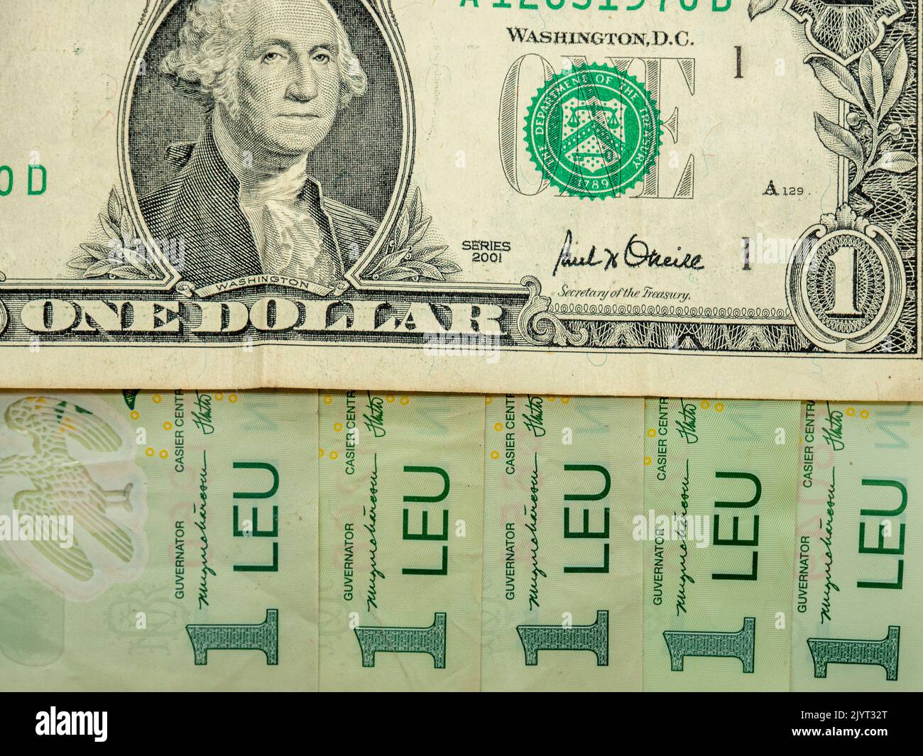 Bankoten des rumänischen Leu ron und Dollar-Tauschkonzepts Stockfoto