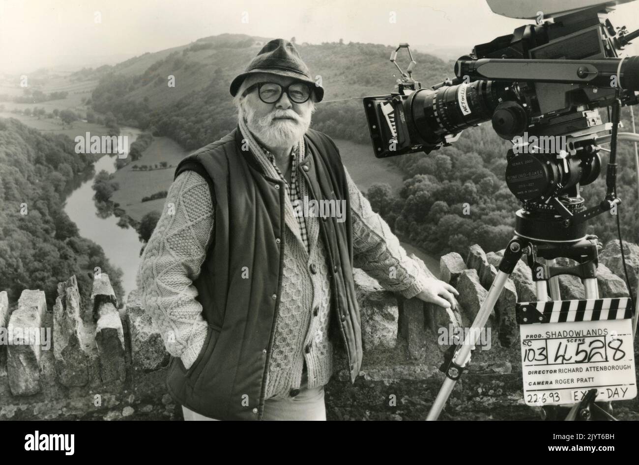 Der englische Schauspieler und Filmemacher Richard Attenborough während der Dreharbeiten zum Film Shadowlands, UK 1993 Stockfoto
