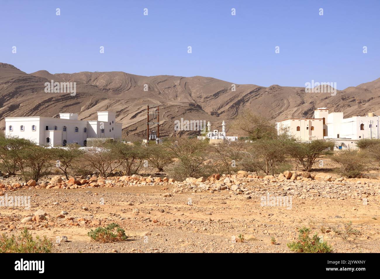 Kleines Dorf in der Nähe des Wadi Bani Khalid, Oman Stockfoto