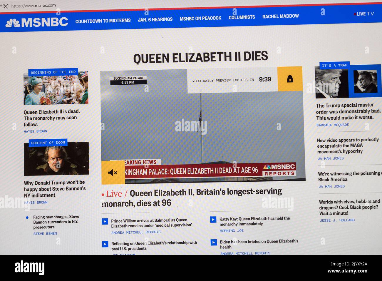 Die unmittelbare Reaktion von MSNBC News (um 7,00pm Uhr in Großbritannien) auf die Ankündigung (um 6,30pm Uhr in Großbritannien) des Todes von Königin Elizabeth II. Am 8.. September 2022. Stockfoto