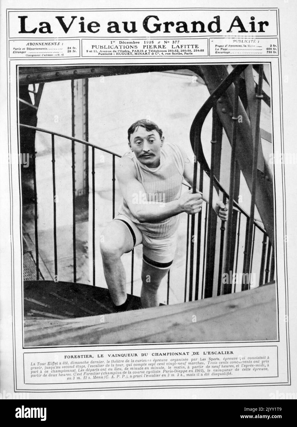 Treppenkletterrennen auf dem Eiffelturm, Paris 1905. Ein Amateur-Radfahrer namens Forestier war der Favorit. Er hatte 1903 das Radrennen Paris-Dieppe gewonnen. Eugene Forestier, später wurde ein professioneller Radfahrer und kam 15. in der Tour de France 1908 Stockfoto