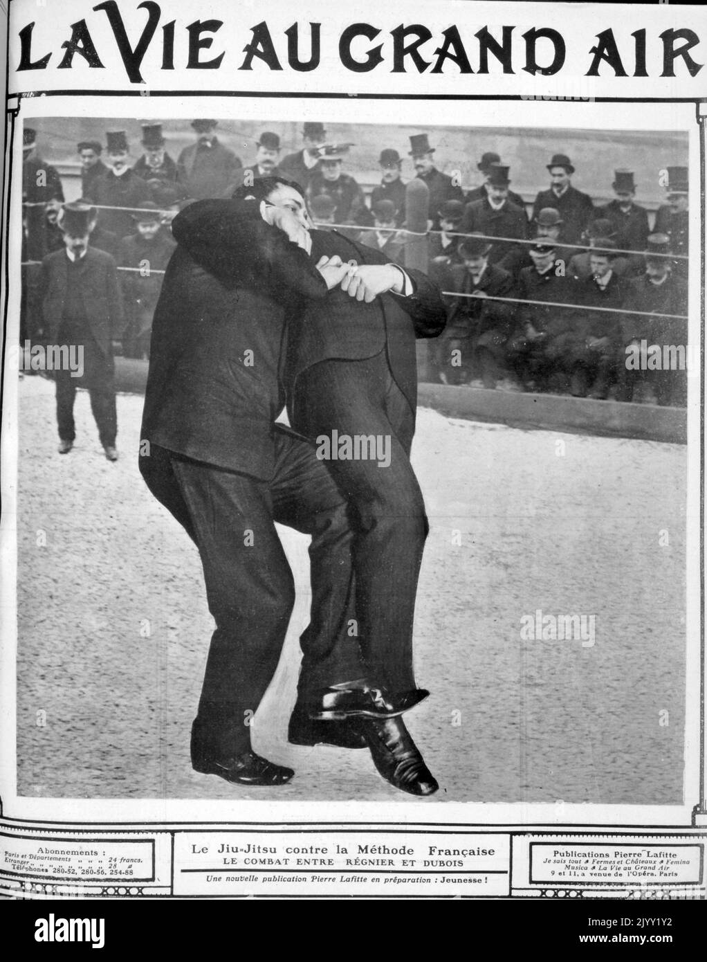 1905. Oktober, Jiu-Jitsu-Spiel in Courbevoie, zwischen Professor Ernest Regnier (Re-nie), Jiu-Jitsu-Lehrer an der Schule in der Rue de Ponthieu, und Meister Georges Dubois, der den französischen antagonistischen Sport repräsentiert, der Re-nie eine Herausforderung gestellt hatte. Es endete mit dem Sieg des Jiu-jitsuan. Stockfoto