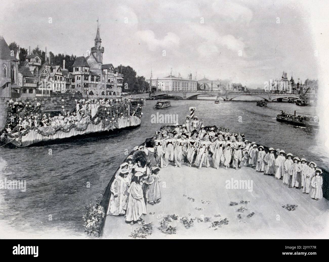 Ausstellung Universelle (Weltausstellung) Paris, 1900; schwarz-weiß Illustration des Seefests auf der seine neben der Ville de Paris von Zeiss-Krauss. Stockfoto