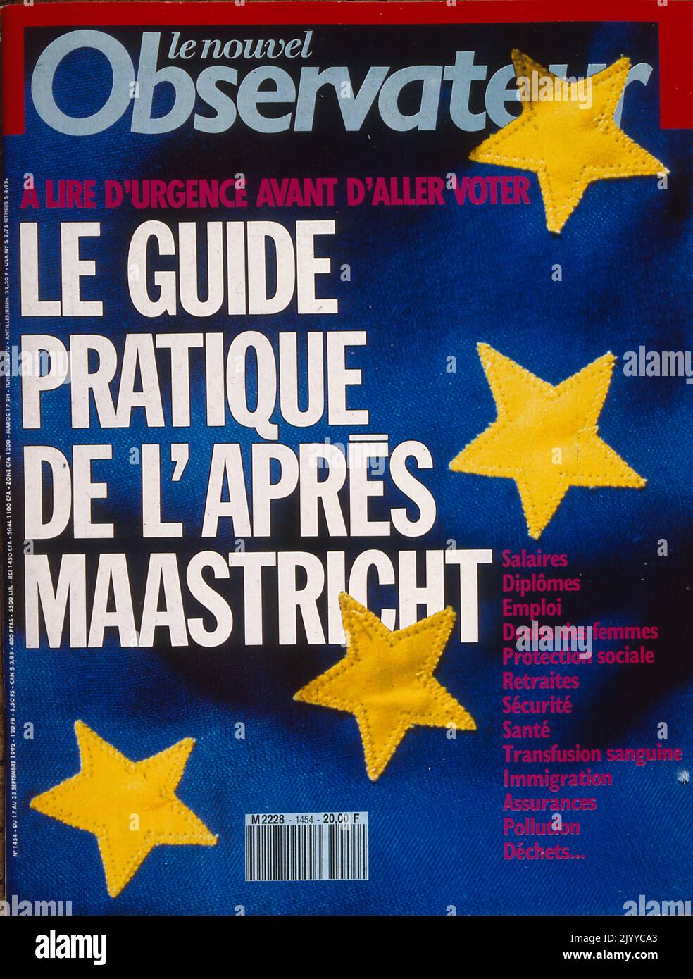 Titelseite der Zeitschrift 'Le Novel Observateur' mit der Überschrift 'Practical Guide After Maastricht'. Stockfoto