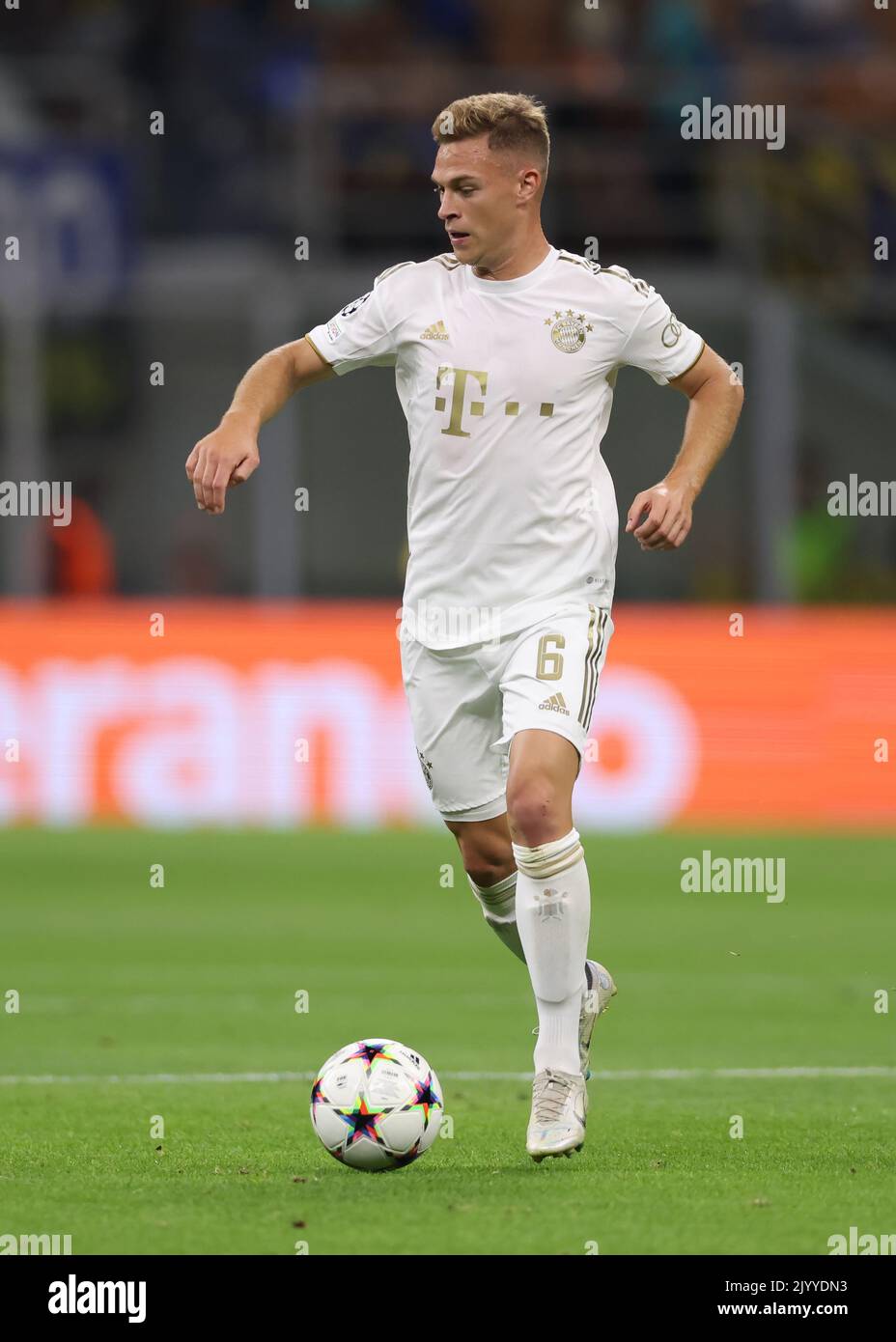 Mailand, Italien, 7.. September 2022. Joshua Kimmich von Bayern München während des UEFA Champions League-Spiels bei Giuseppe Meazza, Mailand. Bildnachweis sollte lauten: Jonathan Moscrop / Sportimage Stockfoto