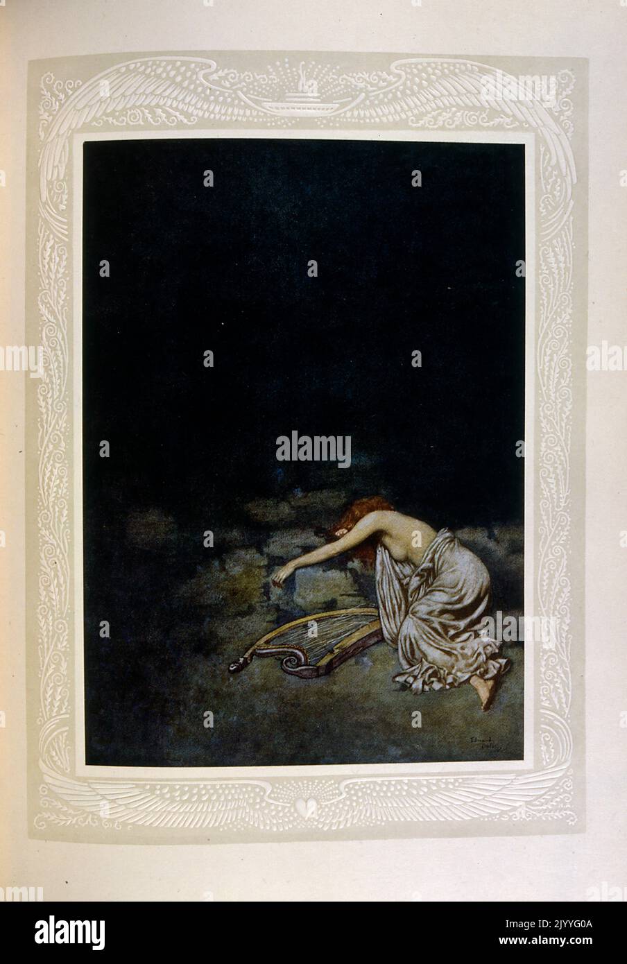 Farbige Illustration einer Dame, die mit einer Harfe auf dem Boden liegt. Illustriert von Edmund Dulac (1882-1953), einem französisch-britischen eingebürgerten Magazin und Buchillustrator. Stockfoto