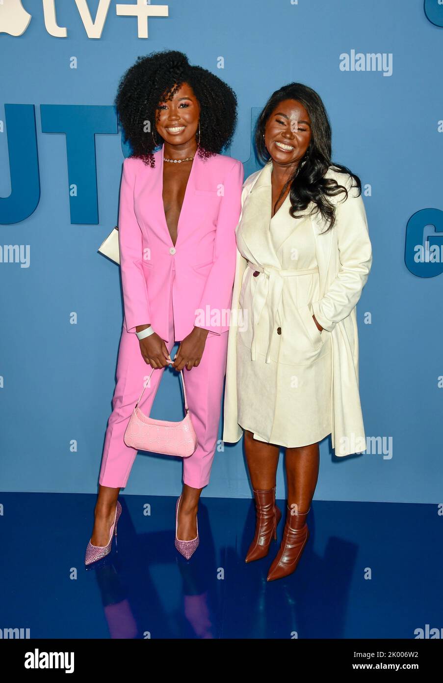 8. September 2022, New York City DR Jasmine Kudji, DR Cynthia Kudji kommt zu APPLE TV Docu-Serie Premiere von GUTSY, die am Donnerstag, 8. September 2022, im Times Center Theatre in New York City stattfindet. Foto von Jennifer Graylock-Alamy Stockfoto