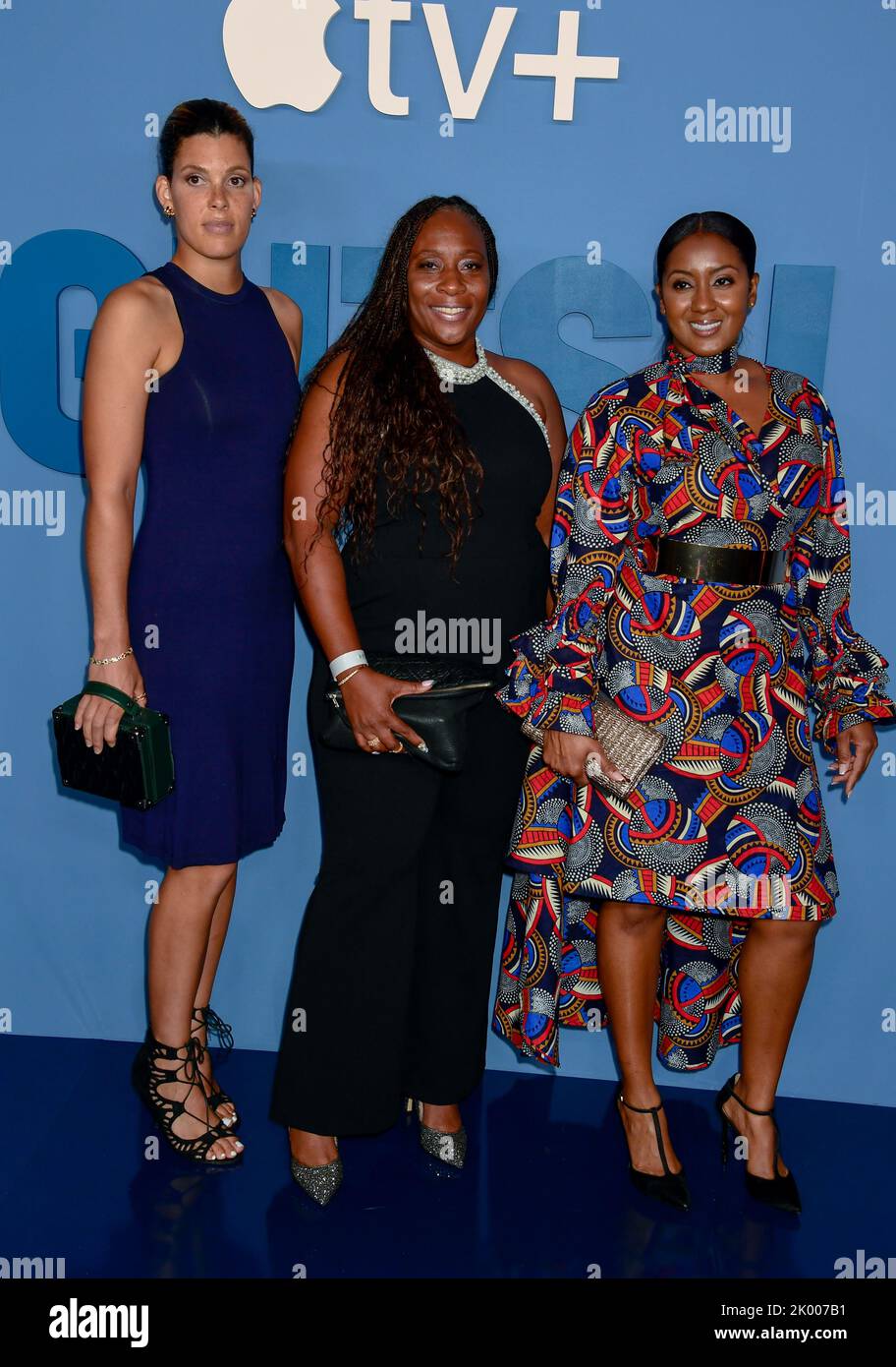 8. September 2022, New York City L-R: Tori Gringrich, Jackie Michelle Martinez, Arianna Jackson kommt zu APPLE TV Docu-Serie Premiere von GUTSY, die am Donnerstag, den 8. September 2022 im Times Center Theatre in New York City stattfand. Foto von Jennifer Graylock-Alamy Stockfoto