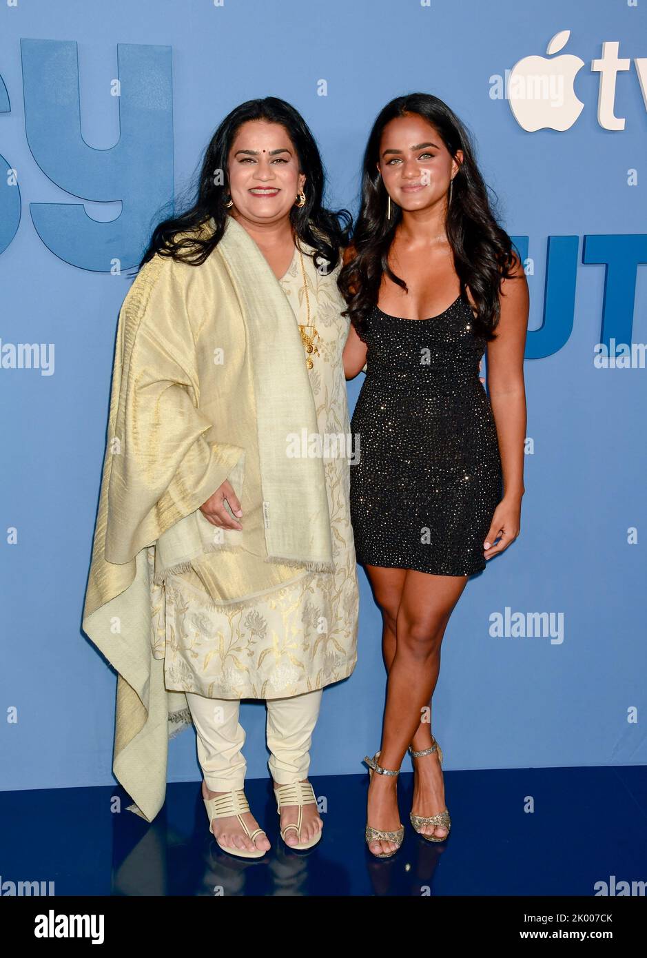 8. September 2022, New York City Zarna Garg, Zoya Garg kommt zu APPLE TV Docu-Serie Premiere von GUTSY, im Times Center Theatre in New York City, Donnerstag, 8. September 2022 statt. Foto von Jennifer Graylock-Alamy Stockfoto