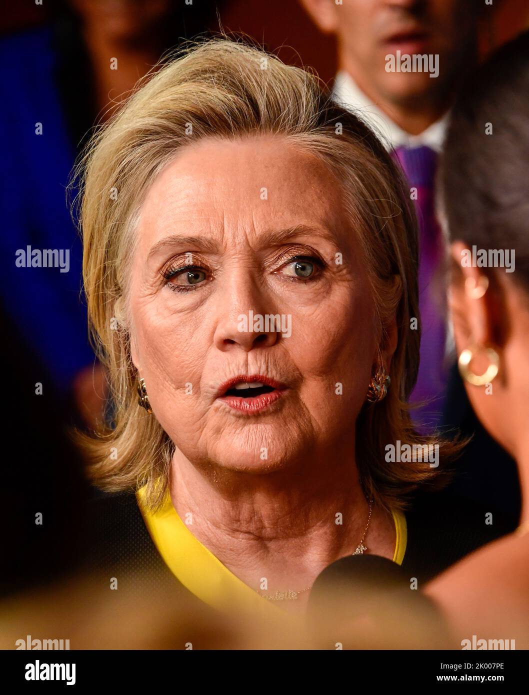 8. September 2022, New York City Hillary Clinton kommt zur APPLE TV Docu-Serie Premiere von GUTSY, die am Donnerstag, den 8. September 2022 im Times Center Theatre in New York City stattfand. Foto von Jennifer Graylock-Alamy Stockfoto