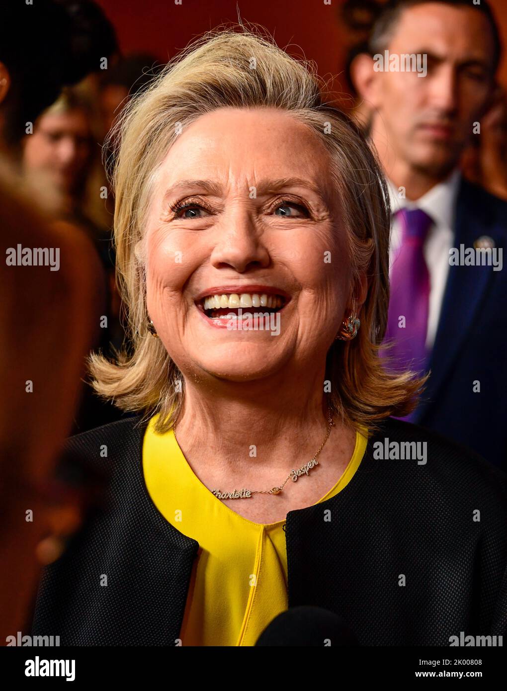 8. September 2022, New York City Hillary Clinton kommt zur APPLE TV Docu-Serie Premiere von GUTSY, die am Donnerstag, den 8. September 2022 im Times Center Theatre in New York City stattfand. Foto von Jennifer Graylock-Alamy Stockfoto