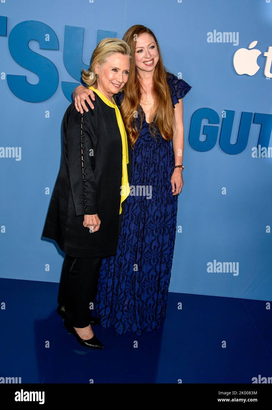 8. September 2022, New York City Hillary Clinton, Chelsea Clinton kommt zur APPLE TV Docu-Serie Premiere von GUTSY, die am Donnerstag, 8. September 2022, im Times Center Theatre in New York City stattfand. Foto von Jennifer Graylock-Alamy Stockfoto