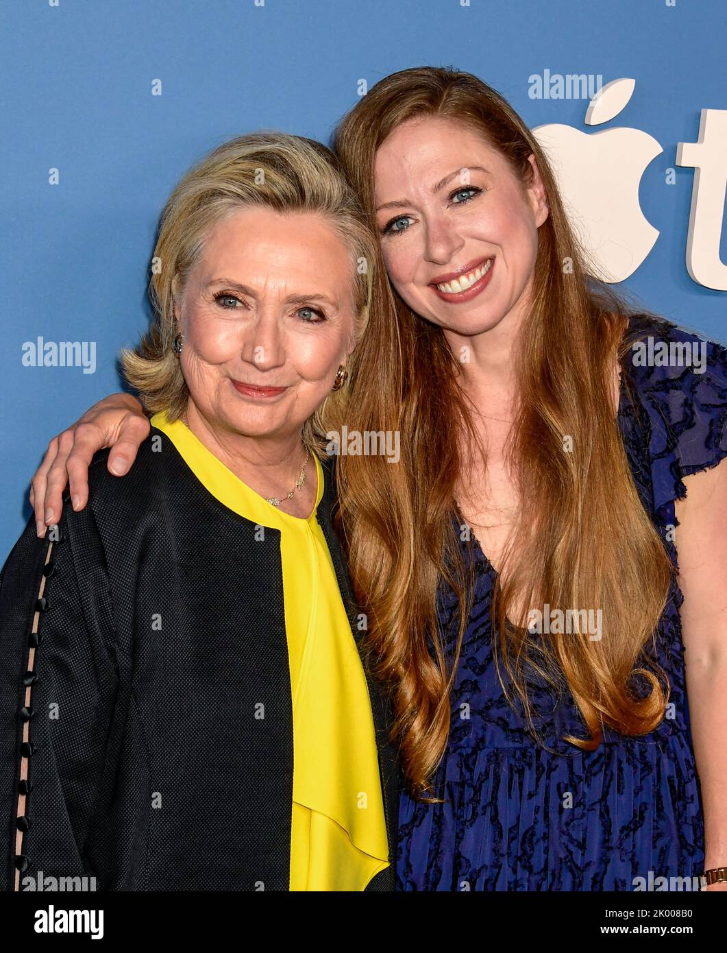 8. September 2022, New York City Hillary Clinton, Chelsea Clinton kommt zur APPLE TV Docu-Serie Premiere von GUTSY, die am Donnerstag, 8. September 2022, im Times Center Theatre in New York City stattfand. Foto von Jennifer Graylock-Alamy Stockfoto