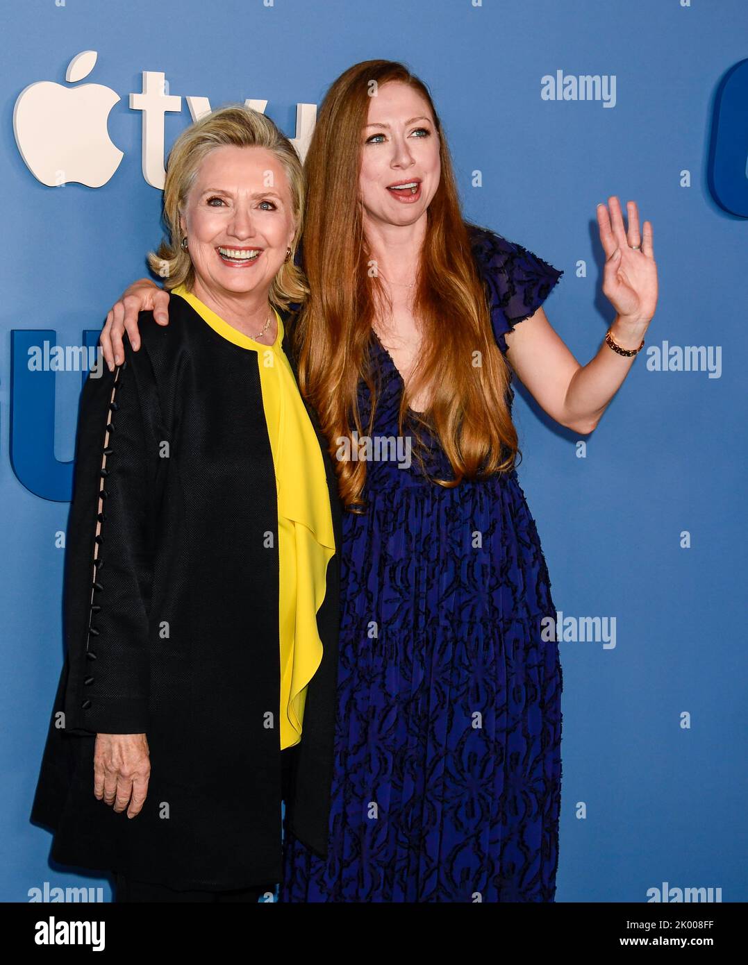 8. September 2022, New York City Hillary Clinton, Chelsea Clinton kommt zur APPLE TV Docu-Serie Premiere von GUTSY, die am Donnerstag, 8. September 2022, im Times Center Theatre in New York City stattfand. Foto von Jennifer Graylock-Alamy Stockfoto