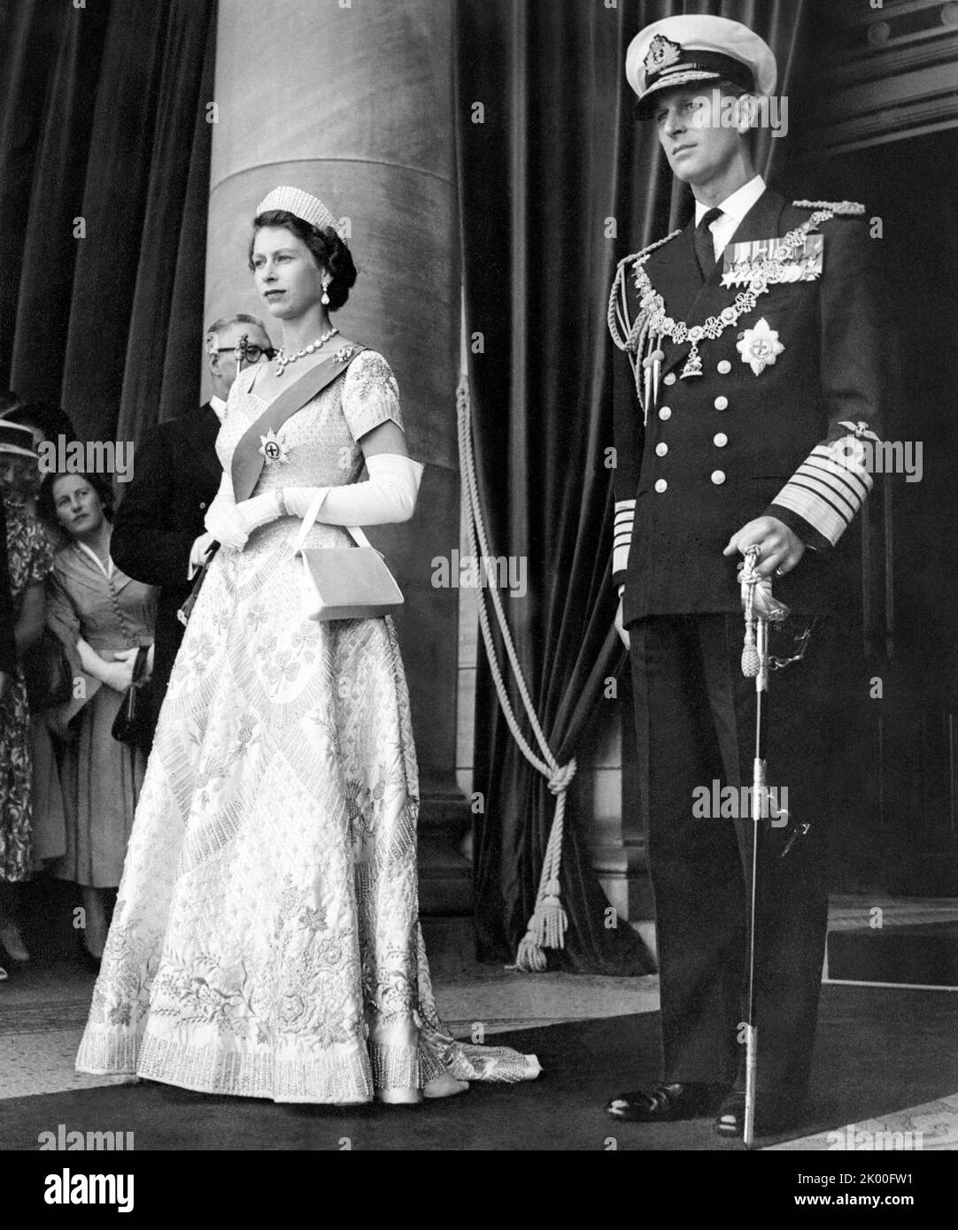 Königin Elizabeth II. Und Prinz Philip, Herzog von Edinburgh, in New South Wales während der Royal Tour der Königin im Februar 1954 in Australien. Stockfoto