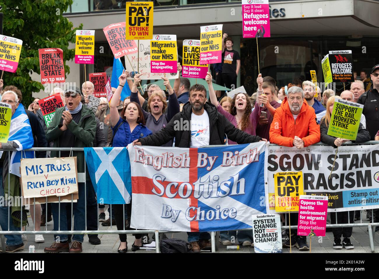 Politischer Protest Perth Schottland außerhalb der konservativen Führungsriege Wahlbetrug 16. August 2022, Perth, Schottland, Großbritannien Stockfoto