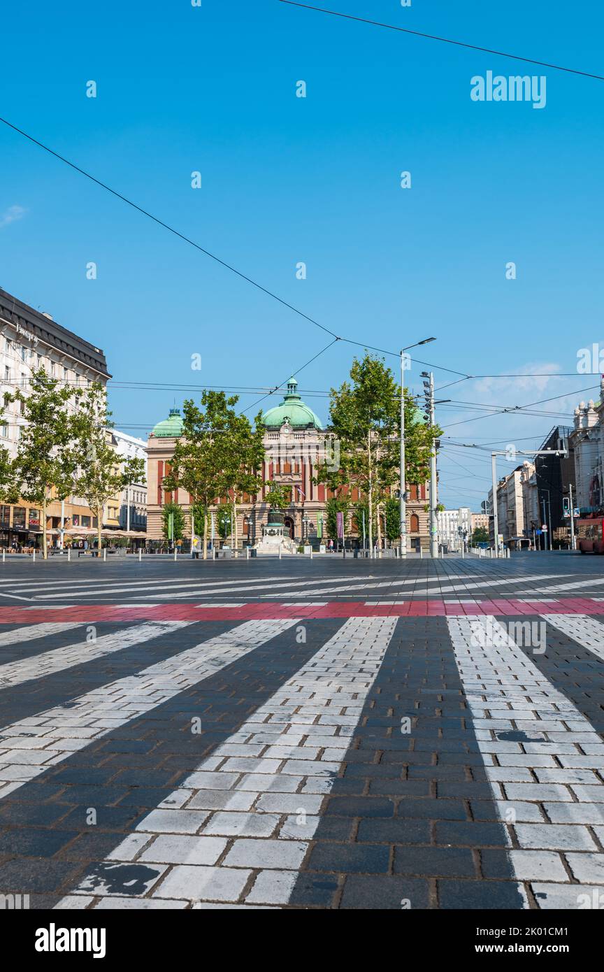 Belgrad, Serbien - 24. Juli 2022: Nationalmuseum und Platz der Republik in der Innenstadt von Belgrad in der Hauptstadt der Republik Serbien Stockfoto