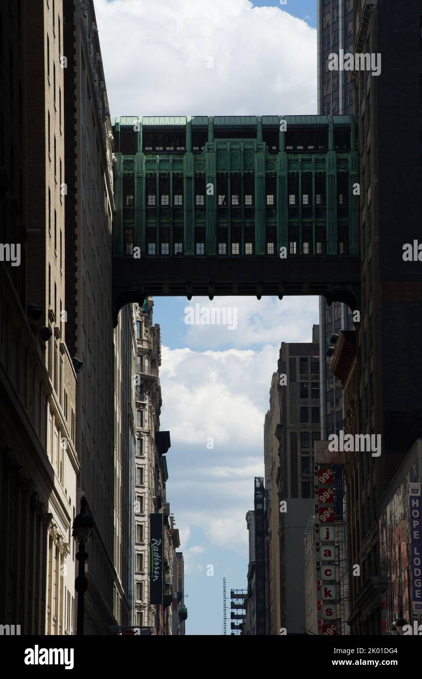 New York City, kurz vor dem 10.. Jahrestag des Terroranschlags vom 11. September 2001: Ort des Bombenanschlags auf das World Trade Center, Erinnerung an die Opfer, Umgebung und Stadtblicke. Stockfoto