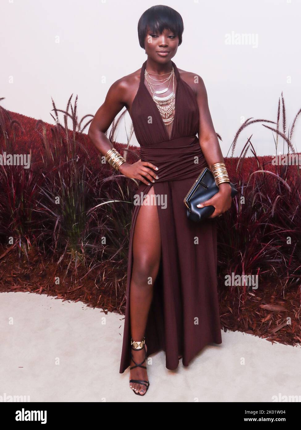 MANHATTAN, NEW YORK CITY, NEW YORK, USA - 08. SEPTEMBER: Melinda Melrose kommt an der REVOLVE Gallery NYFW (New York Fashion Week) 2022 Präsentation VIP Opening Event in den Shops at Hudson Yards am 8. September 2022 in Manhattan, New York City, New York, USA. (Foto von Christian Lora/Image Press Agency) Stockfoto