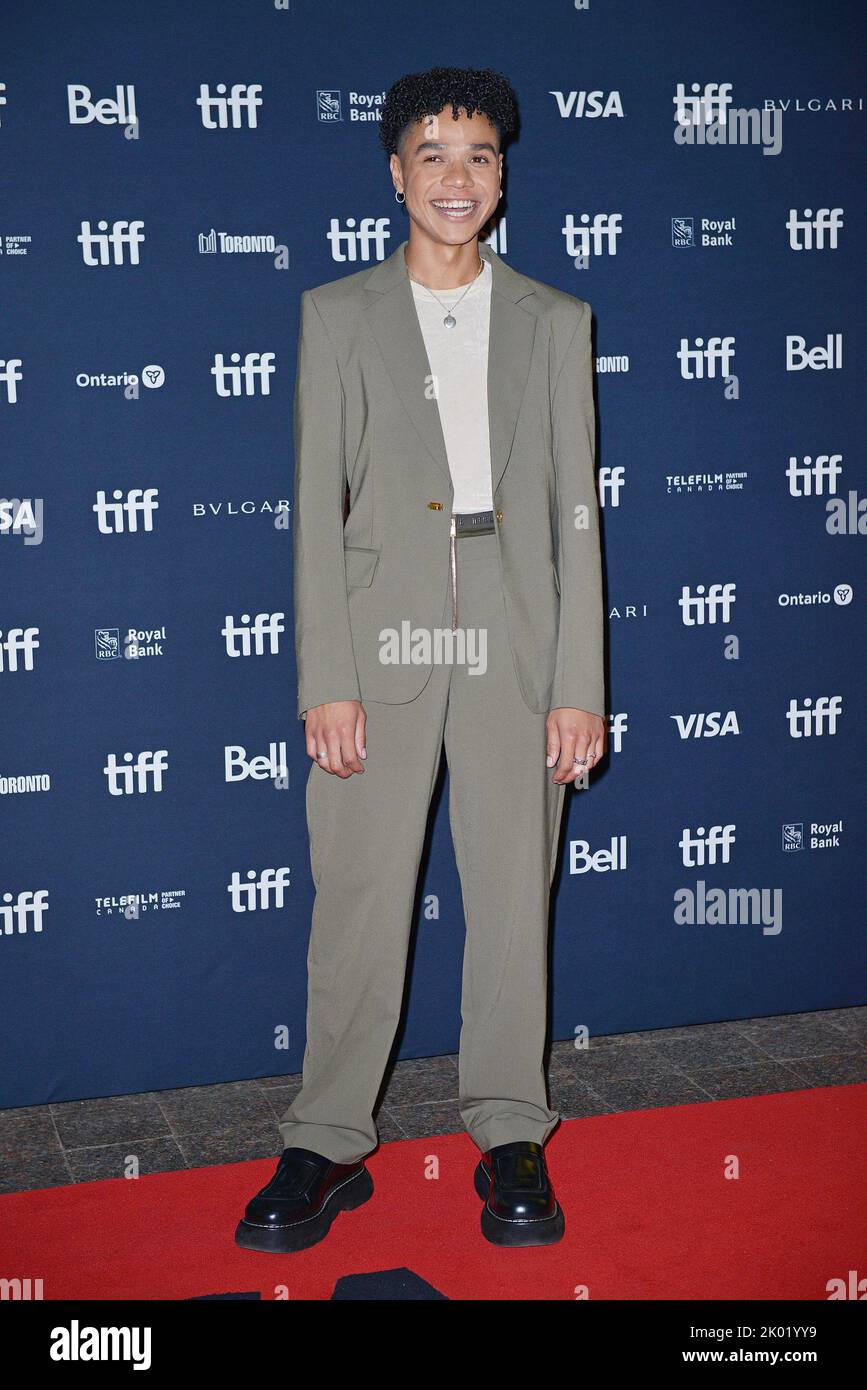 Toronto, Kanada. 08. September 2022. Schauspieler Miles Gutierrez nimmt am Donnerstag, dem 8. September 2022, an der Special Presentation-Vorführung von „On the Come Up“ am Eröffnungsabend des Toronto International Film Festival im Princess of Wales Theatre in Toronto, Kanada, Teil. Foto von Chris Chew/UPI Credit: UPI/Alamy Live News Stockfoto