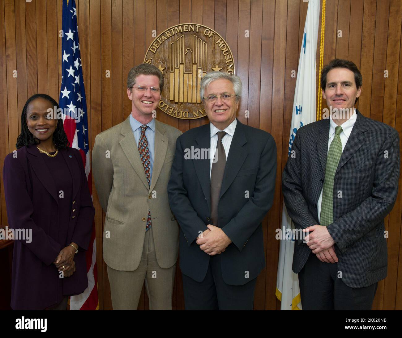 Sekretär Shaun Donovan mit Unterstaatssekretär der Vereinten Nationen