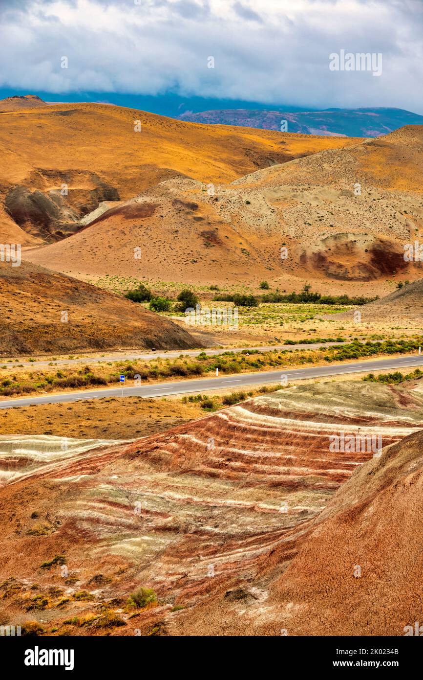 Candy Cane Berge, Khizi Bezirk, Aserbaidschan. Die Farben der Berge" durch Grundwasser produziert, dass die oxidationszahl des Iro verändert haben. Stockfoto