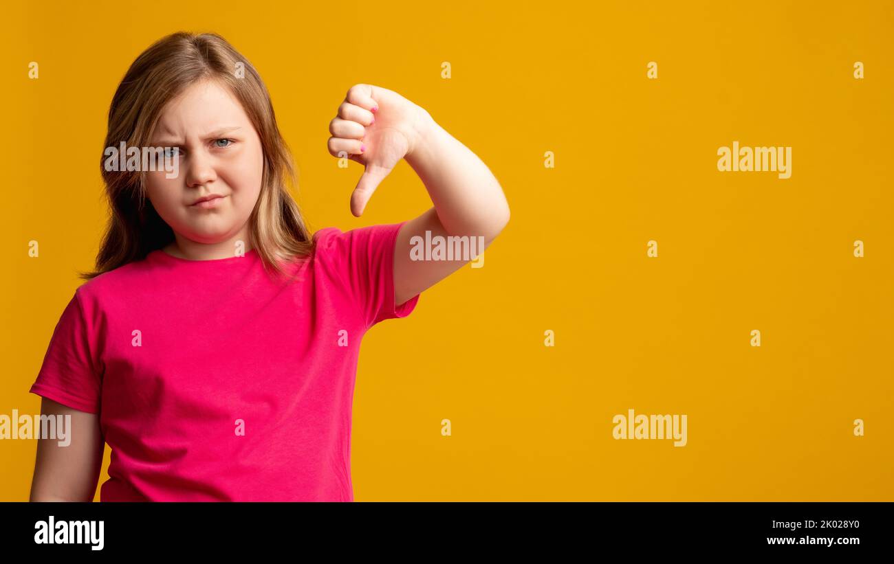 Nicht wie Geste enttäuscht Kind falsche Wahl Stockfoto