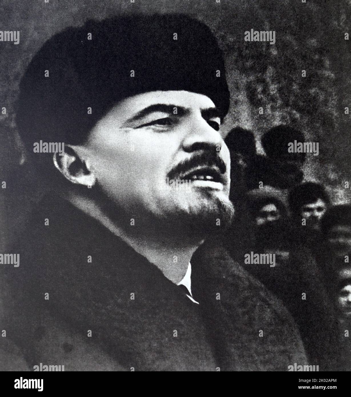 Wladimir Lenin hält eine Rede auf der Beerdigung von Ya.M. Sverdlov. Moskau, 18. März 1919. Foto von P. Novitsky. Stockfoto