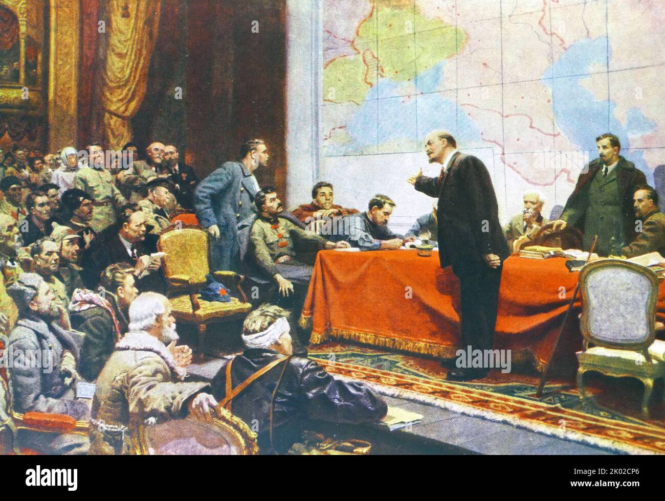 Lenin nimmt an der Diskussion über den ersten nationalen Entwicklungsplan der Volkswirtschaft Teil, der vom Regierungselektrifikations-Komitee (GOEDRO) erstellt wurde. (Gemälde von D.Schmatko) Stockfoto