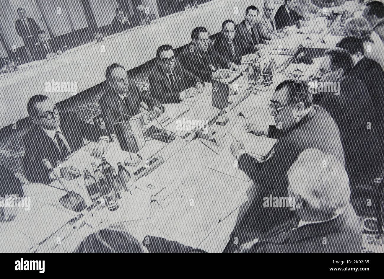 XXXII. Tagung der zwischenstaatlichen Kommission für wirtschaftliche, wissenschaftliche und technische Zusammenarbeit zwischen der UdSSR und der DDR. Moskau, 1983 Stockfoto